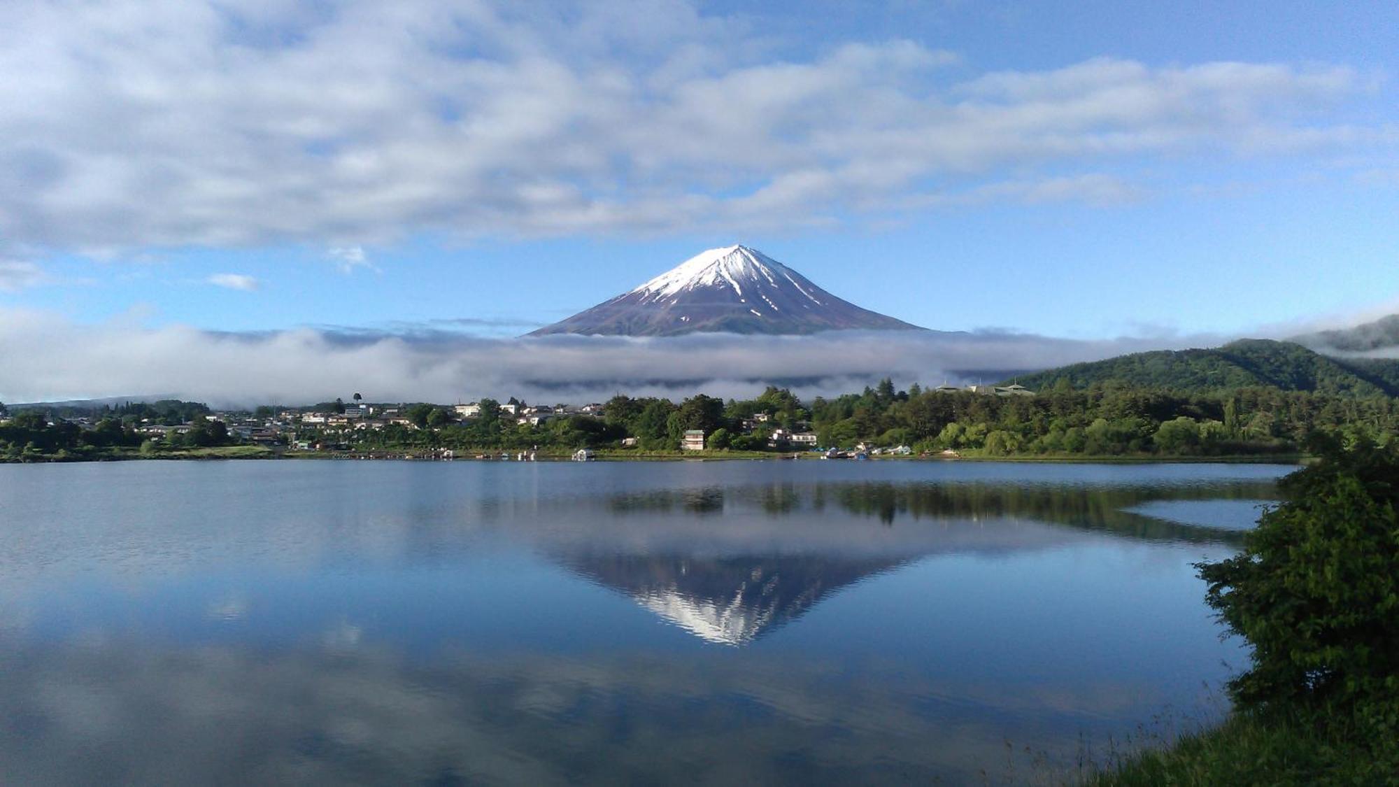 Ryokan Fuji Heights Fujikawaguchiko Bagian luar foto