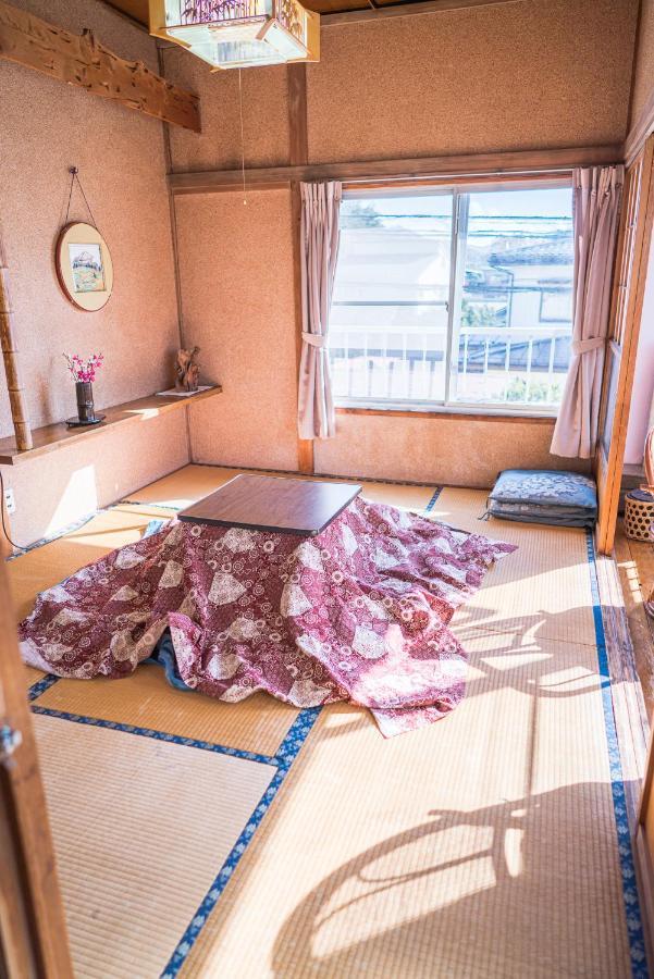 Ryokan Fuji Heights Fujikawaguchiko Bagian luar foto